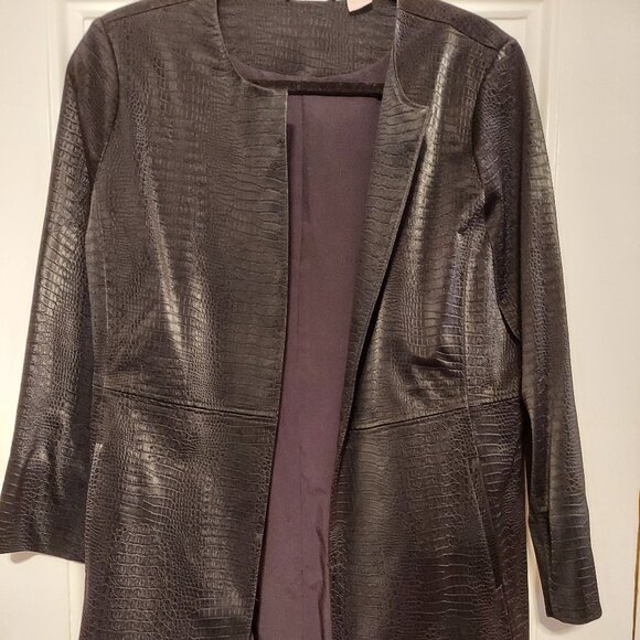 Chico's Faux Leather Open Mid Length Jacket in Black Croc Design size 2P (12/14) - Picture 1 of 1